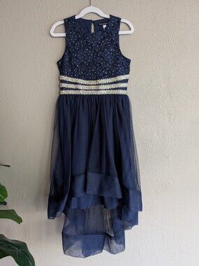 Extraordinary *  Girls Party Dress – Size 8